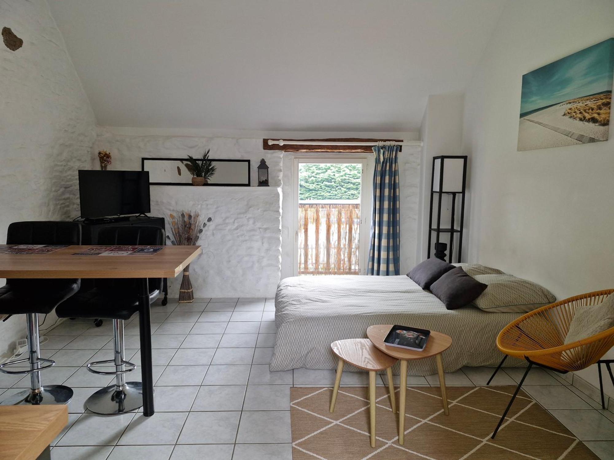Studio Nid Cosy Avec Piscine Bonnemain Εξωτερικό φωτογραφία